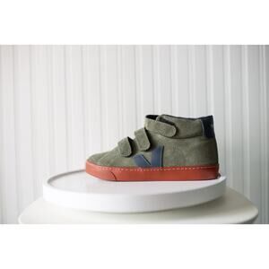 Veja Boys Small Esplar Mid Suede Sneakers 3 Kids EU 34
